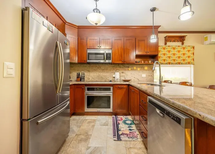 Apartahotel Beautiful Beachfront 2br Condo, With Full Kitchen 3*