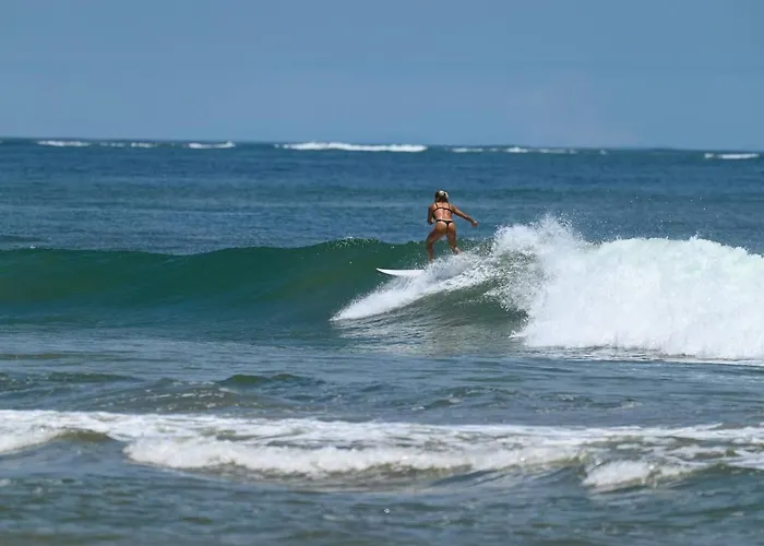 Apartahotel Beautiful Beachfront 2br Condo, With Full Kitchen Tamarindo
